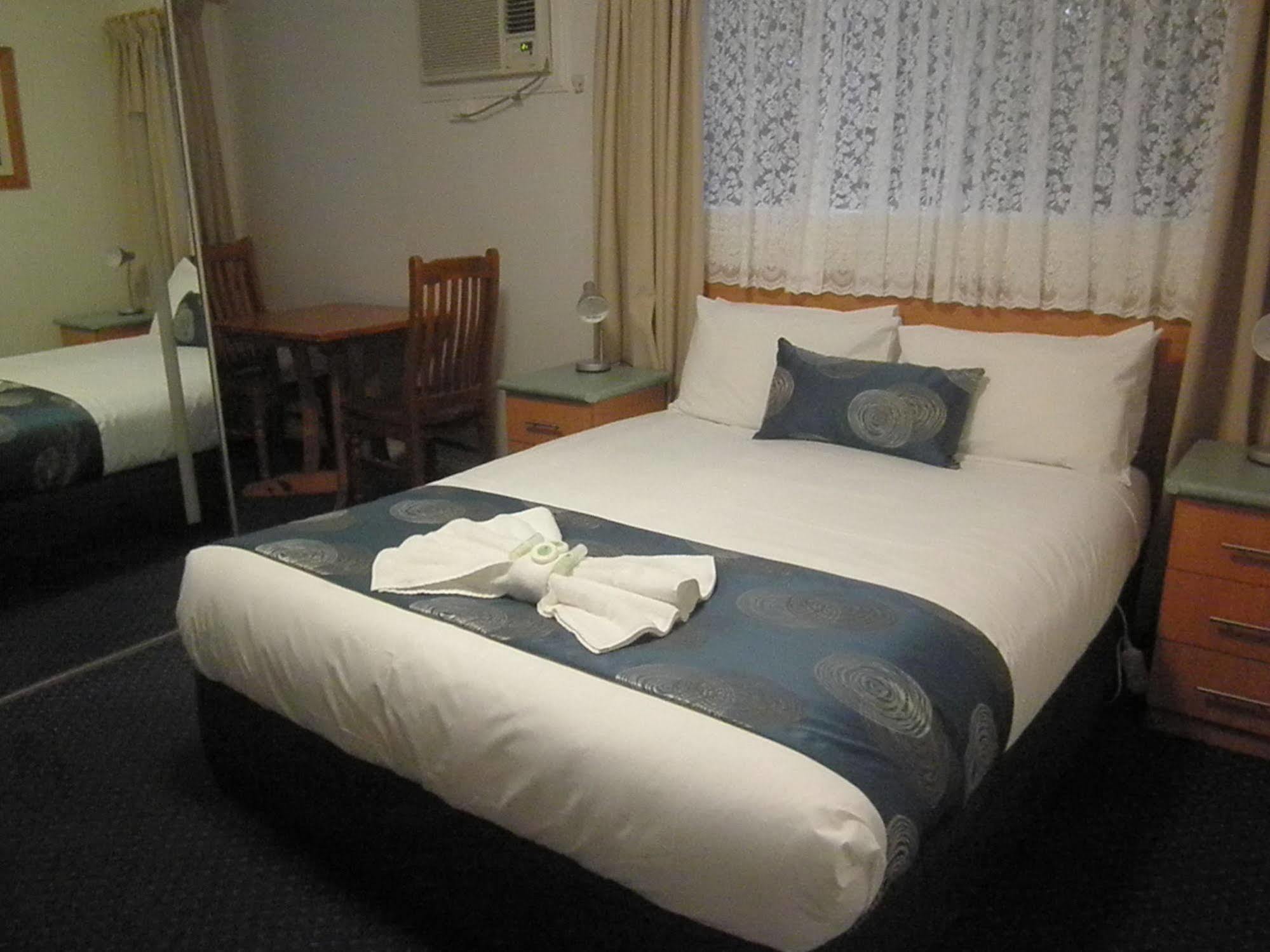 Poet'S Recall Motel กันดาไก ภายนอก รูปภาพ
